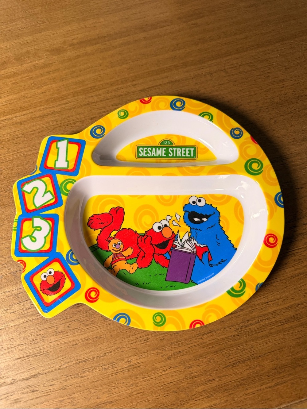 2007 Sesame Street Yellow Kids Divided Plate with Elmo & Cookie Monster Melamine
